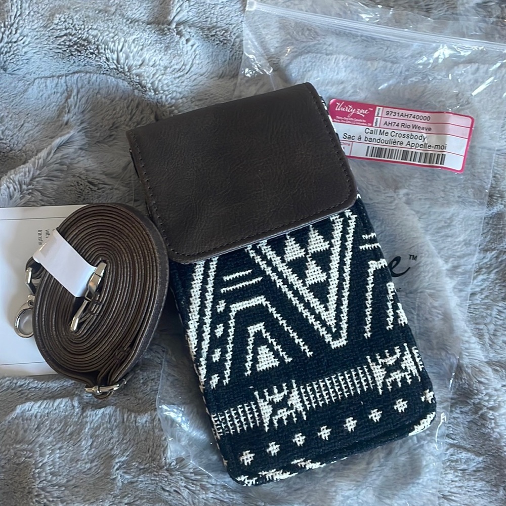 Thirty-One Call Me Crossbody in Rio Weave